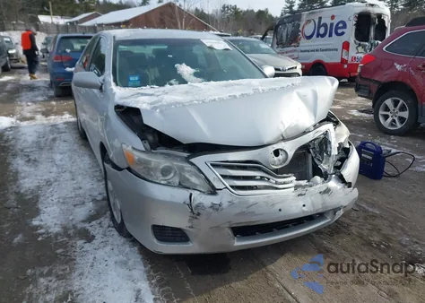 2011 Toyota Camry Le from USA, damaged, VIN 4T1BF3EK3BU750471